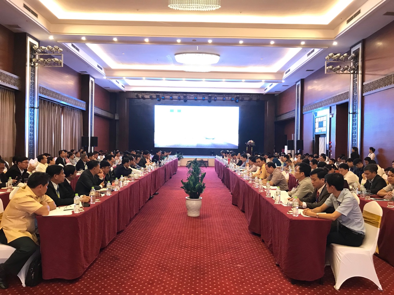 Hội nghị thường niên vận tải đường bộ 2018 Việt Nam - Lào